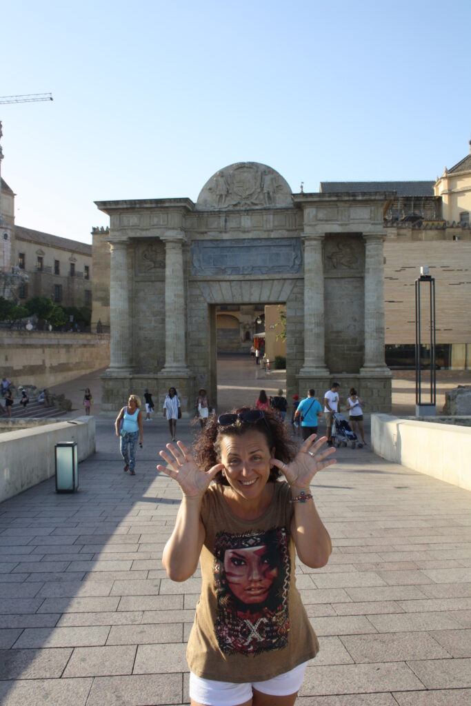 Cordoba, il ponte e l'arco